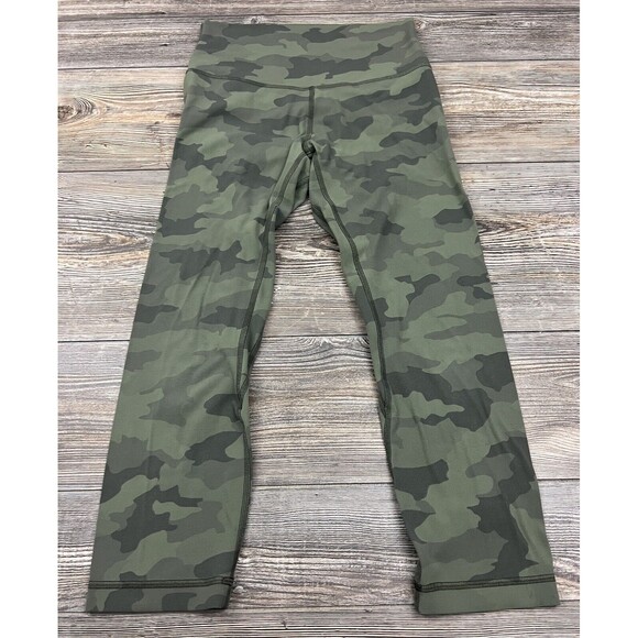Lululemon Leggings Size 6 Heritage 365 Green Camo Camouflage High Rise Yoga - Picture 1 of 10